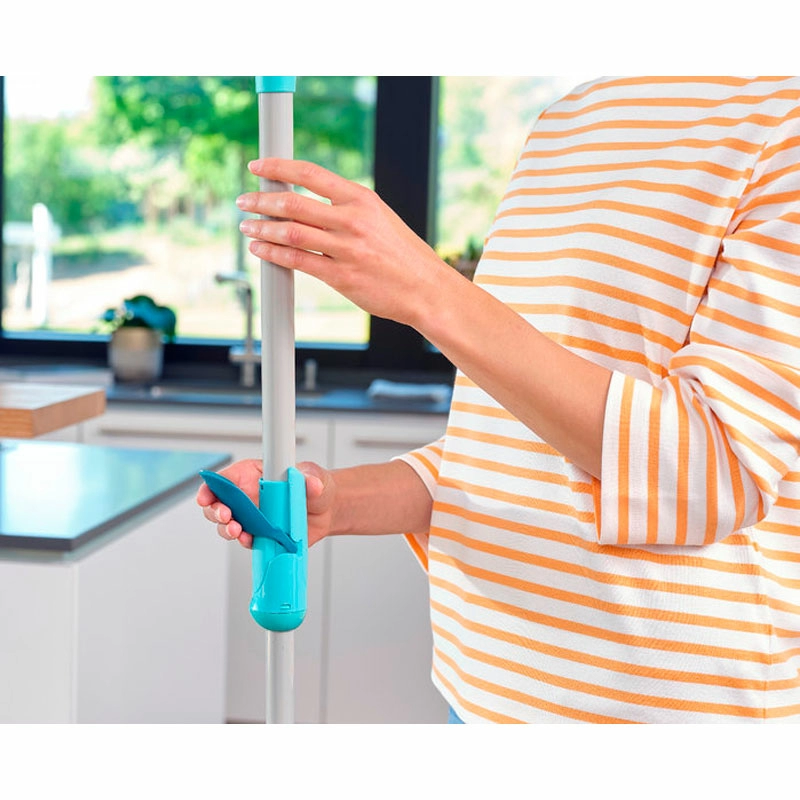 Комплект для влажной уборки Leifheit Clean Twist M Ergo швабра и ведро на колесиках фото 3